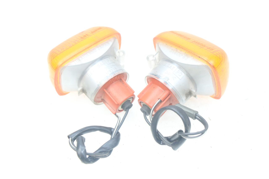 photo de INTERMITENTE DELANTERO SUZUKI XF FREEWIND 650 (1997 - 2003) - Otra perspectiva