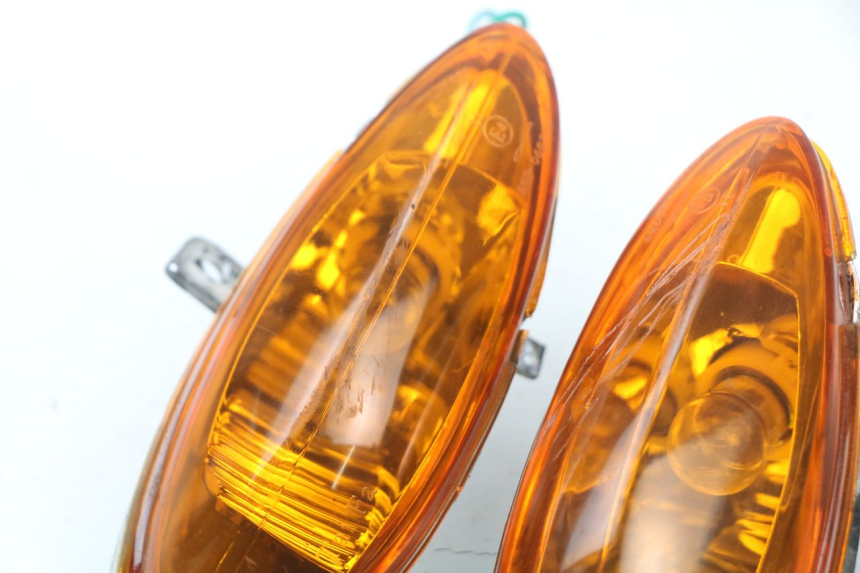 photo de DELANTERO INTERMITENTE KINROAD XT T-8 125 (2006 - 2006) - Detalle de la pieza