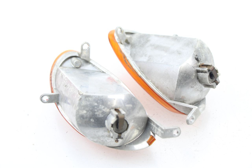 photo de DELANTERO INTERMITENTE YAMAHA YP MAJESTY 125 (1998 - 2001) - Vista general del producto