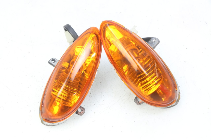 photo de INTERMITENTE DELANTERO YIYING YY50QT-10 50 (2007 - 2022) - Detalle de la pieza