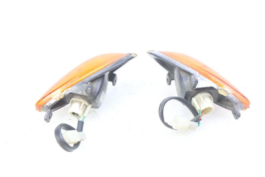 photo de INTERMITENTE DELANTERO YIYING YY50QT-10 50 (2007 - 2022) - Vista general del producto