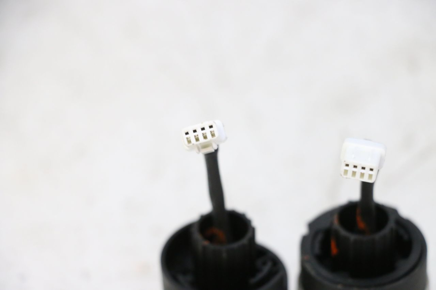 photo de DELANTERO INTERMITENTE SEGWAY NINEBOT ZT3 PRO 1 - Zoom estado de uso