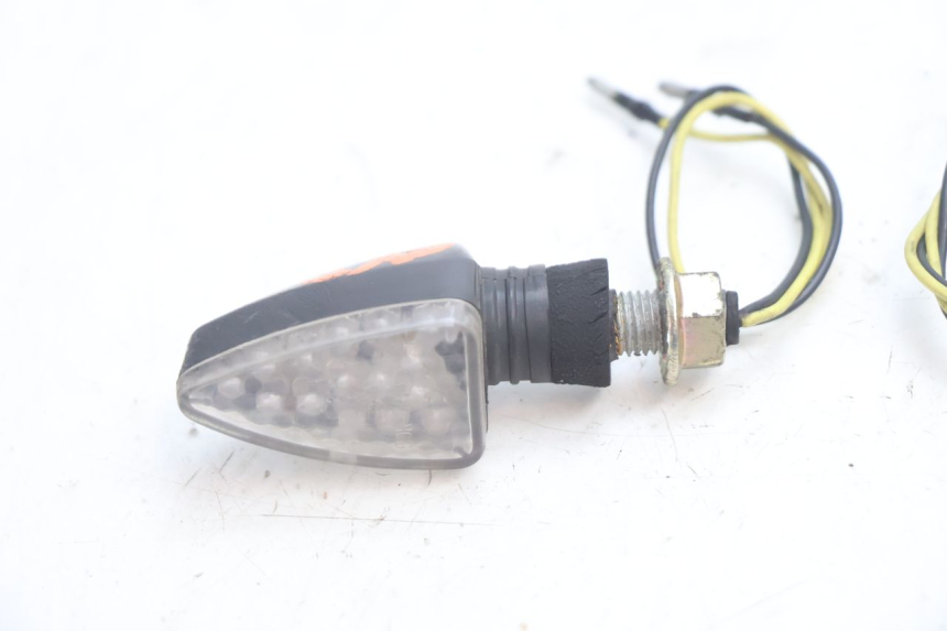photo de DELANTERO INTERMITENTE KAWASAKI ZX-6R ZX6R 600 (1995 - 1997) - Detalle de la pieza