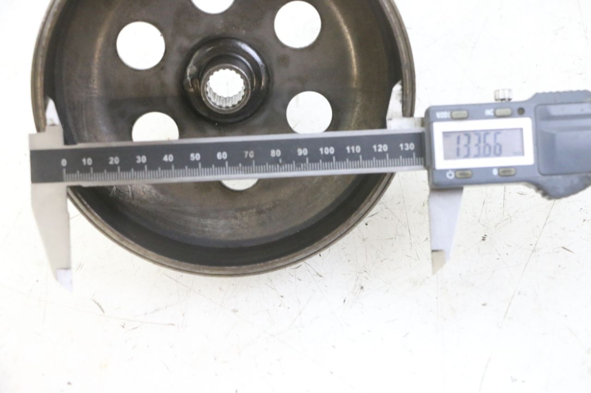 photo de CASA EMBRAGUE PEUGEOT ELYSTAR 125 (2002 - 2007) - Detalle de la pieza