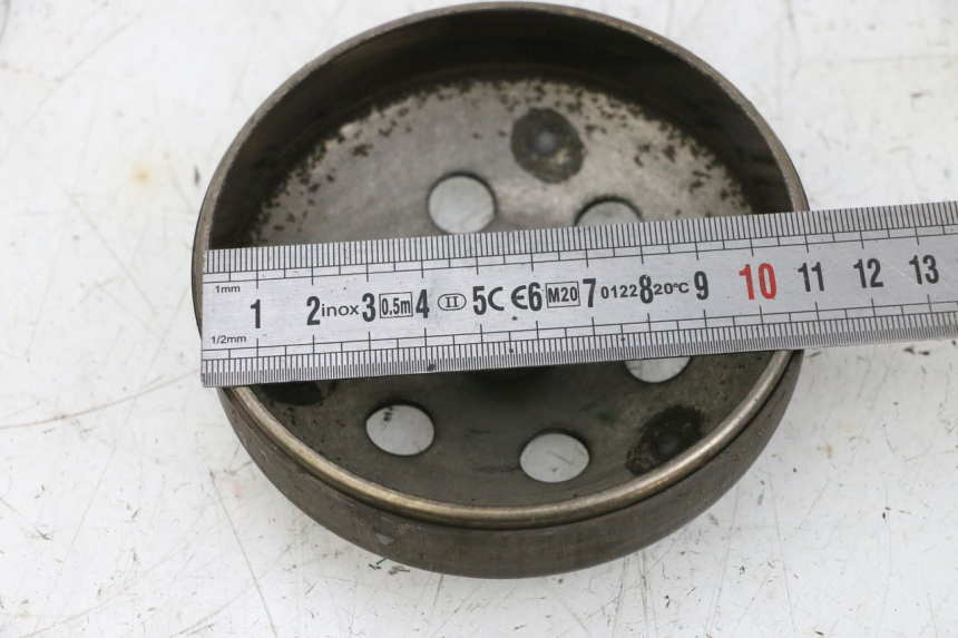 photo de CASA EMBRAGUE PEUGEOT KISBEE 4T 50 (2010 - 2017) - Detalle de la pieza