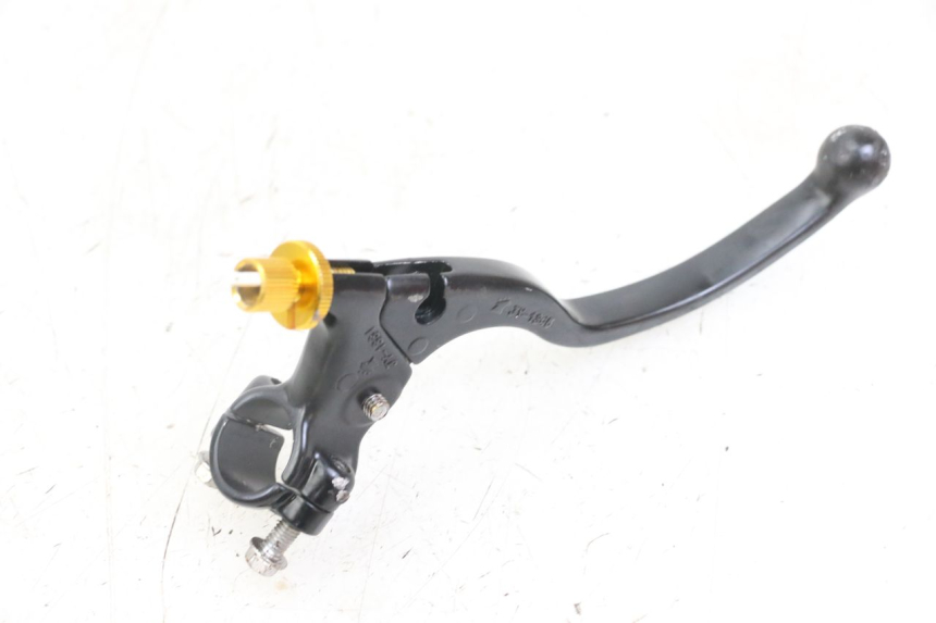 photo de CUBIERTA DE EMBRAGUE APOLLO RFZ 125 - Otra perspectiva