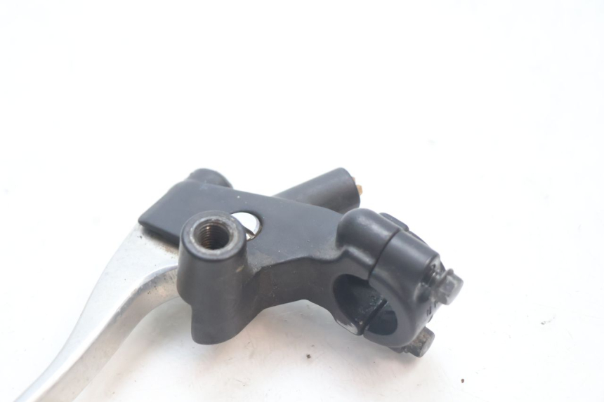 photo de SOPORTE MANETA EMBRAGUE HONDA CB F HORNET 600 (2005 - 2006) - Otra perspectiva