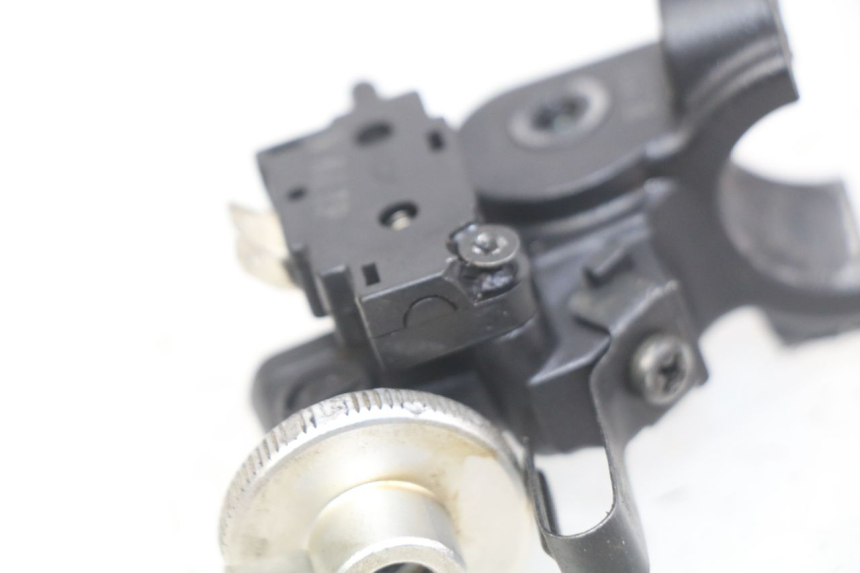 photo de CUBIERTA DE EMBRAGUE HONDA CB R 1000 (2018 - 2023) - Detalle de la pieza