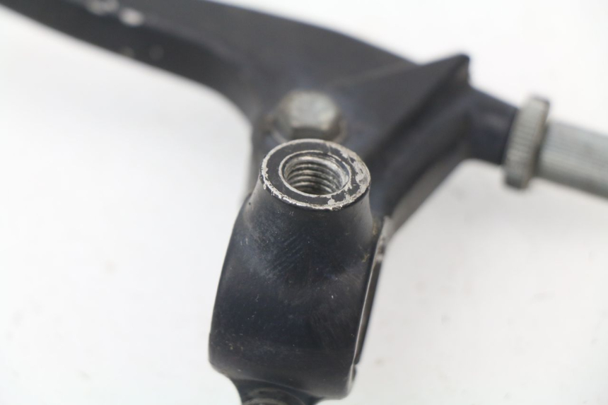 photo de SOPORTE MANETA EMBRAGUE HONDA CG 125 (1996 - 1998) - Primer plano técnico