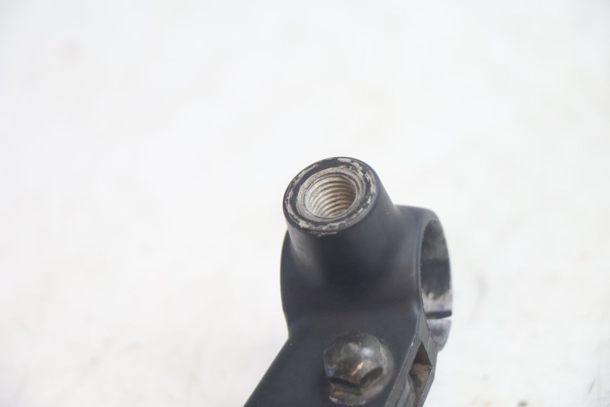 photo de SOPORTE MANETA EMBRAGUE SUZUKI DR S 600 (1985 - 1989) - Zoom estado de uso