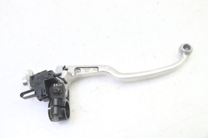 photo de SOPORTE MANETA EMBRAGUE YAMAHA FZ6 FAZER S2 600 (2007 - 2011) - Primer plano técnico