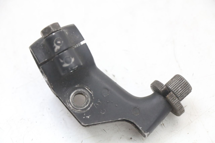 photo de SOPORTE MANETA EMBRAGUE SUZUKI GSX E 250 (1982 - 1983) - Primer plano técnico