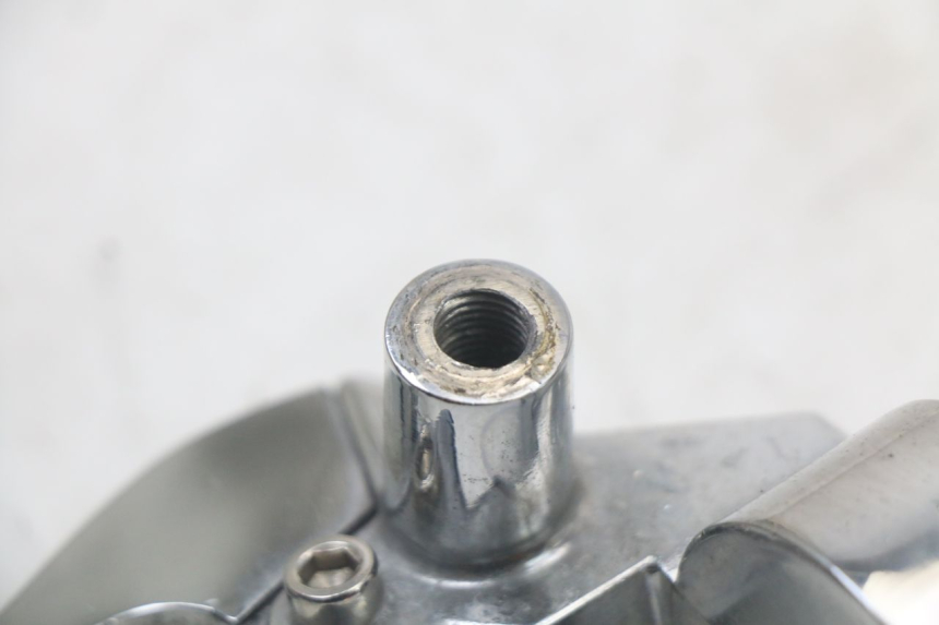 photo de SOPORTE MANETA EMBRAGUE JM MOTORS VX 125 (2022 - 2025) - Primer plano técnico