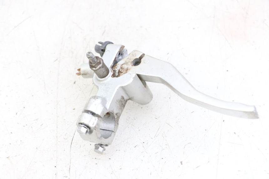 photo de SOPORTE MANETA EMBRAGUE KYMCO STRYKER OFF ROAD 125 (1999 - 2005) - Zoom estado de uso