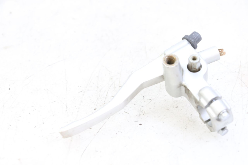 photo de SOPORTE MANETA EMBRAGUE KYMCO STRYKER OFF ROAD 125 (1999 - 2005) - Primer plano técnico