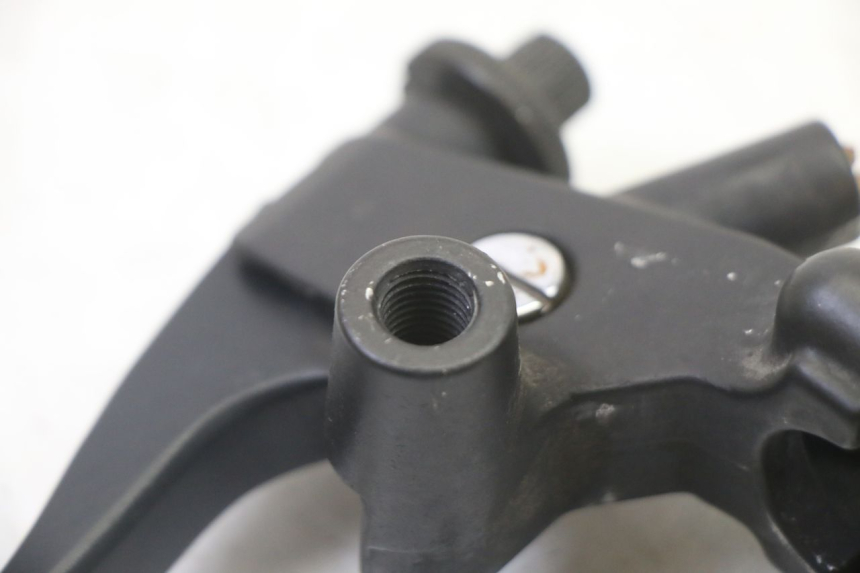 photo de SOPORTE MANETA EMBRAGUE HONDA NTV DEAUVILLE 650 (2001 - 2006) - Otra perspectiva