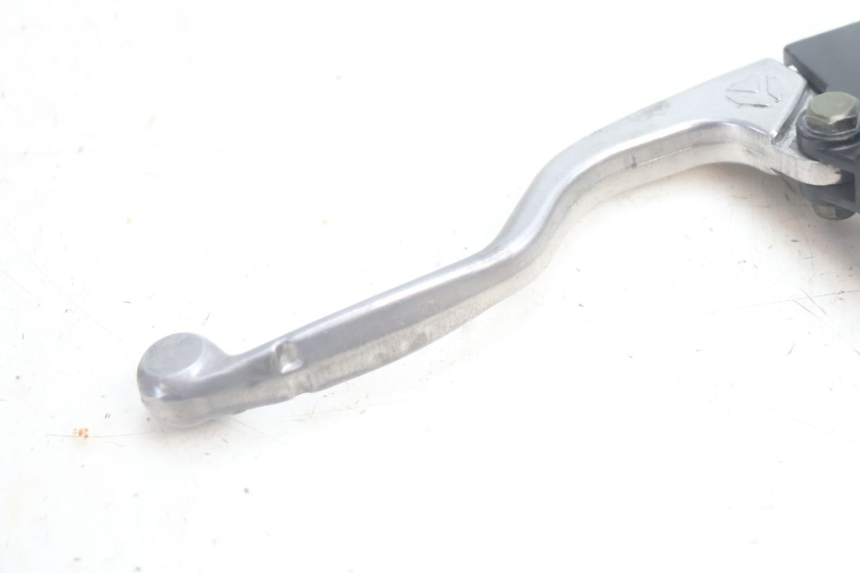 photo de SOPORTE MANETA EMBRAGUE APOLLO RFZ 125 - Otra perspectiva