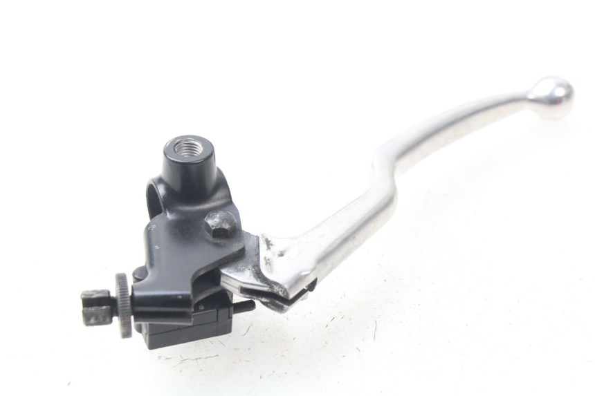 photo de SOPORTE MANETA EMBRAGUE YAMAHA TDM ABS 900 (2002 - 2014) - Detalles de los puntos de fijación