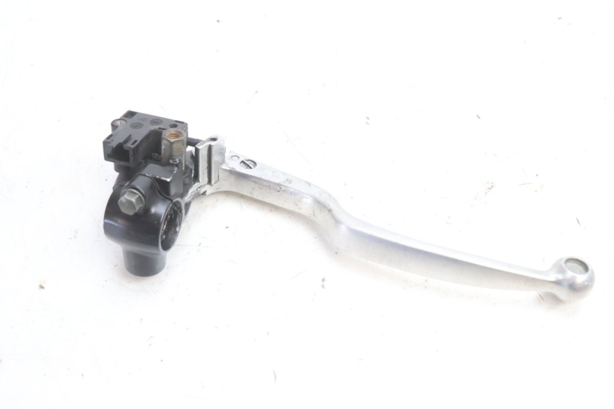 photo de SOPORTE MANETA EMBRAGUE YAMAHA TDM ABS 900 (2002 - 2014) - Detalles de los puntos de fijación