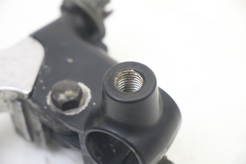 photo de CUBIERTA DE EMBRAGUE YAMAHA FZS FAZER 600 (2001 - 2003) - Otra perspectiva