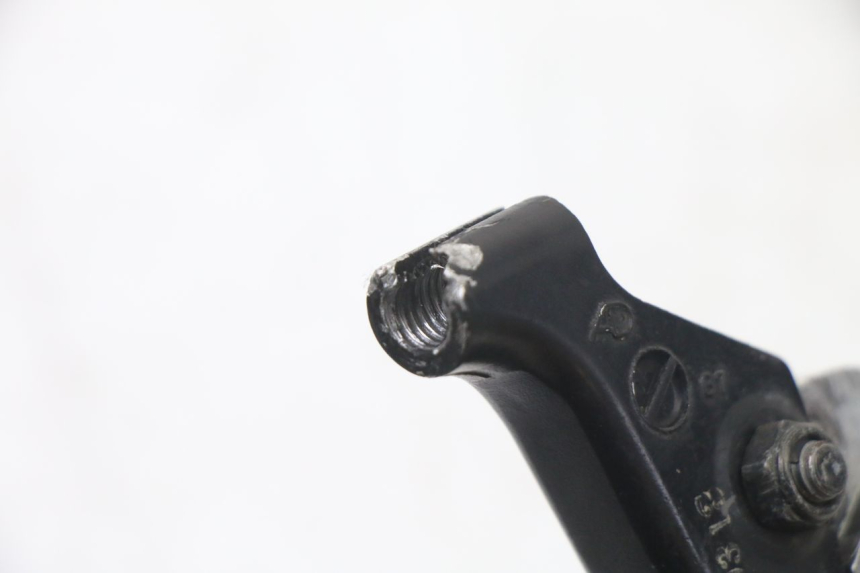 photo de CUBIERTA DE EMBRAGUE YAMAHA TTR 125 (2000 - 2020) - Primer plano técnico