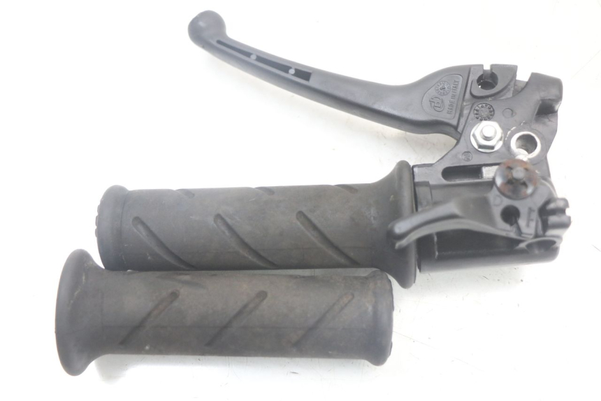 photo de PALANCA DE FRENO DERECHA PEUGEOT 103 VOGUE VS2 50 (2004 - 2017) - Primer plano técnico