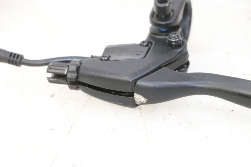 photo de CÁMARA DE FRENOS DERECHA KUKIRIN G2 MASTER 1 - Zoom estado de uso