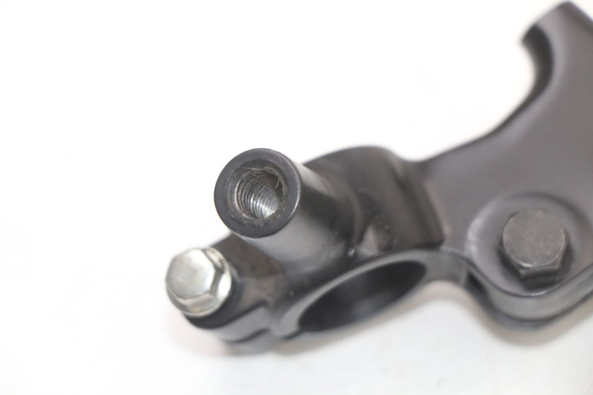 photo de SOPORTE MANETA FRENO DERECHA MBK OVETTO ONE 2T 50 (2013 - 2017) - Detalle de la pieza