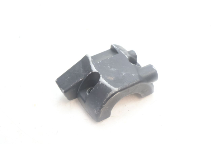 photo de SOPORTE MANETA FRENO DERECHA YAMAHA SLIDER 50 (1999 - 2004) - Otra perspectiva