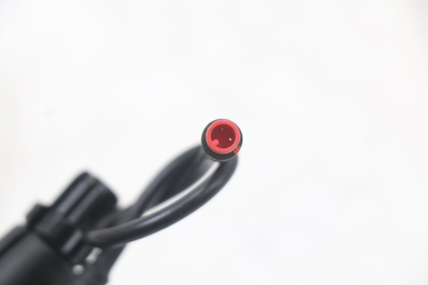 photo de SOPORTE MANETA FRENO DERECHA DUALTRON TOGO PLUS 1 - Primer plano técnico