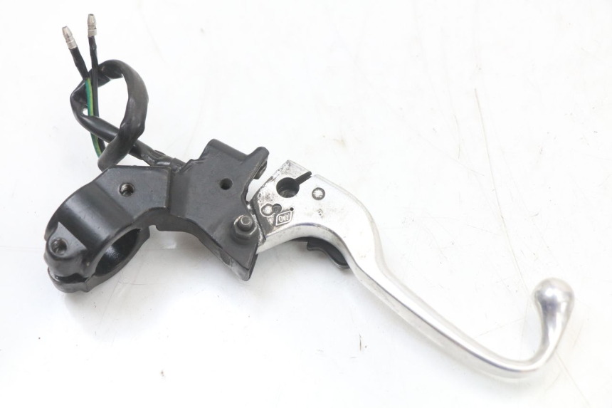 photo de SOPORTE MANETA FRENO IZQUIERDA KYMCO AGILITY CARRY 50 (2011 - 2020) - Primer plano técnico