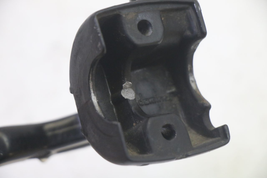 photo de SOPORTE MANETA FRENO IZQUIERDA MBK BOOSTER SPIRIT 50 (2004 - 2017) - Primer plano técnico