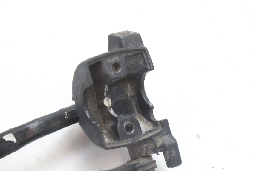 photo de SOPORTE MANETA FRENO IZQUIERDA MBK BOOSTER SPIRIT 50 (1996 - 1999) - Primer plano técnico