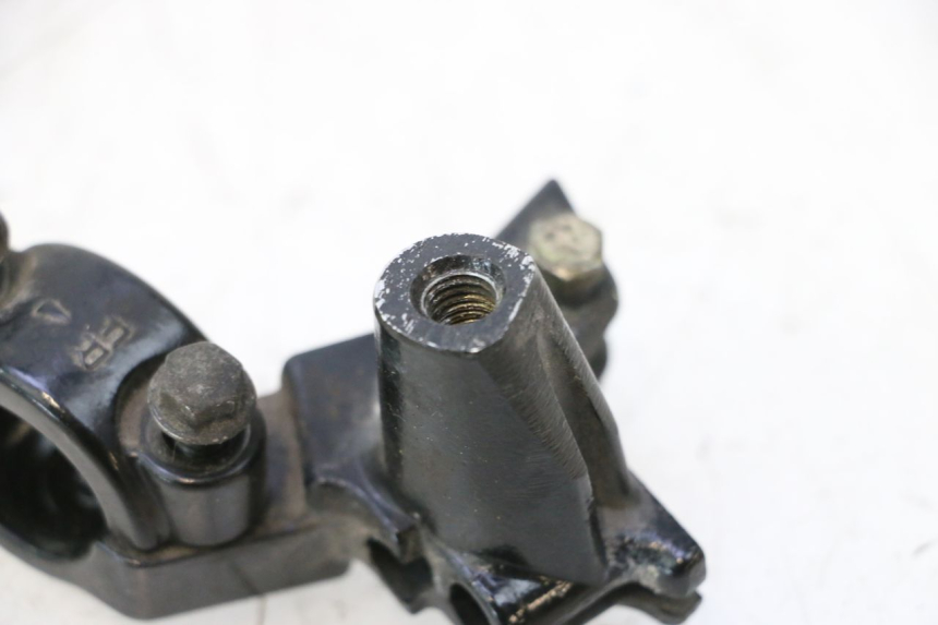 photo de SOPORTE MANETA FRENO IZQUIERDA TGB CITY RS 50 (2011 - 2016) - Zoom estado de uso