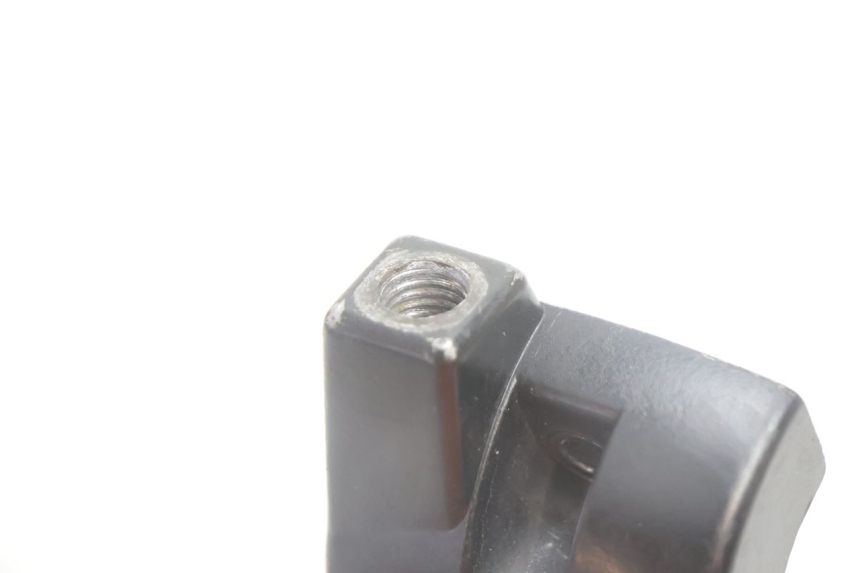 photo de SOPORTE MANETA FRENO IZQUIERDA MBK DAKOTA 50 (2003 - 2008) - Detalle de la pieza