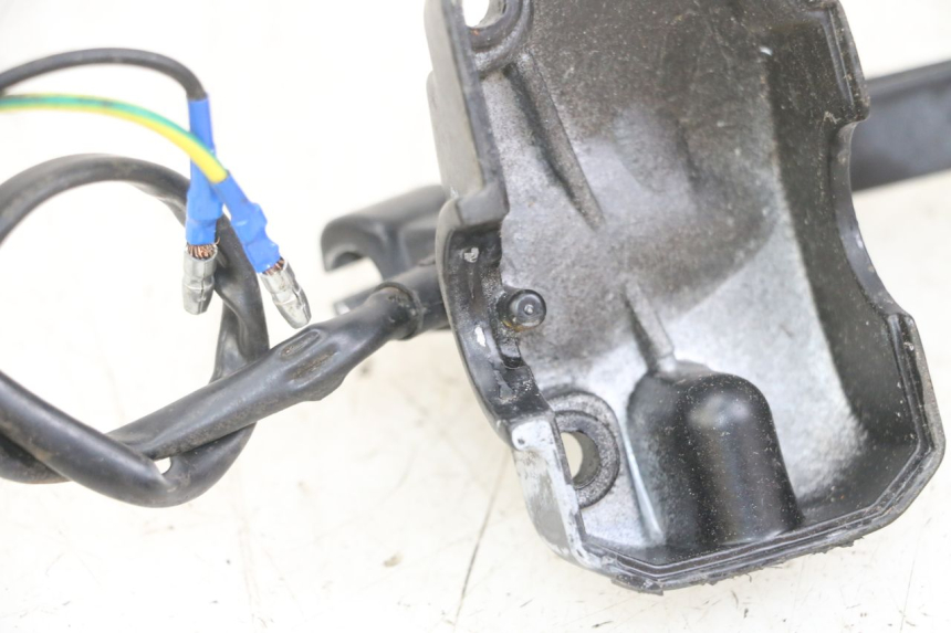 photo de SOPORTE MANETA FRENO IZQUIERDA GOES WIKI 125 (2010 - 2015) - Vista general del producto