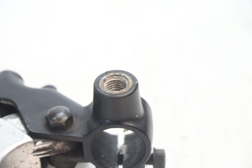 photo de SOPORTE MANETA FRENO IZQUIERDA SUZUKI GSR 600 (2005 - 2012) - Otra perspectiva