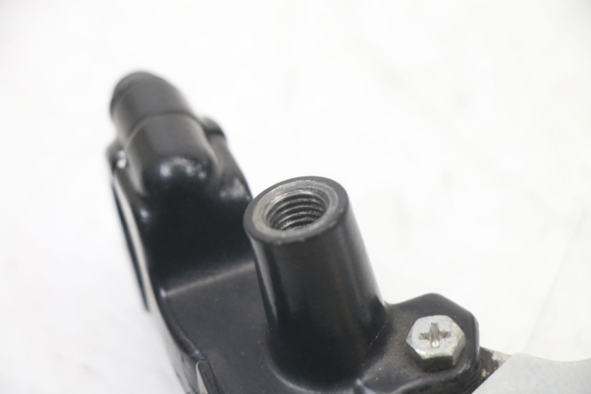 photo de SOPORTE MANETA FRENO IZQUIERDA HONDA PCX (JF57/JF64) 125 (2014 - 2018) - Primer plano técnico