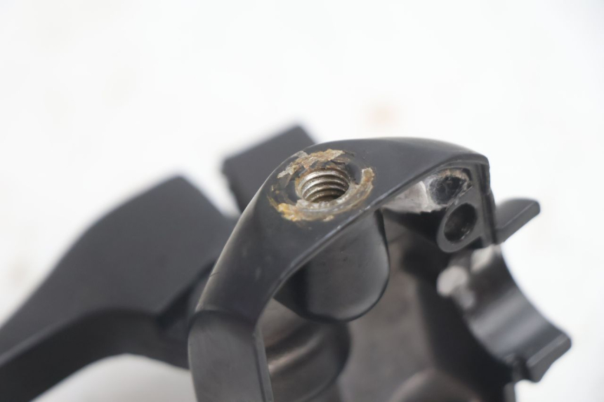 photo de SOPORTE MANETA FRENO IZQUIERDA RIDE JUMP 2T 50 (2012 - 2017) - Primer plano técnico
