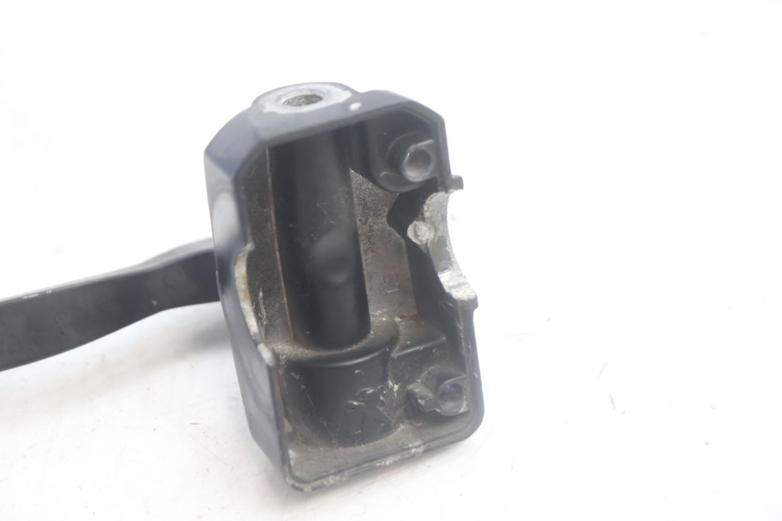 photo de PALANCA DE FRENO IZQUIERDA PEUGEOT KISBEE 4T 50 (2018 - 2022) - Primer plano técnico