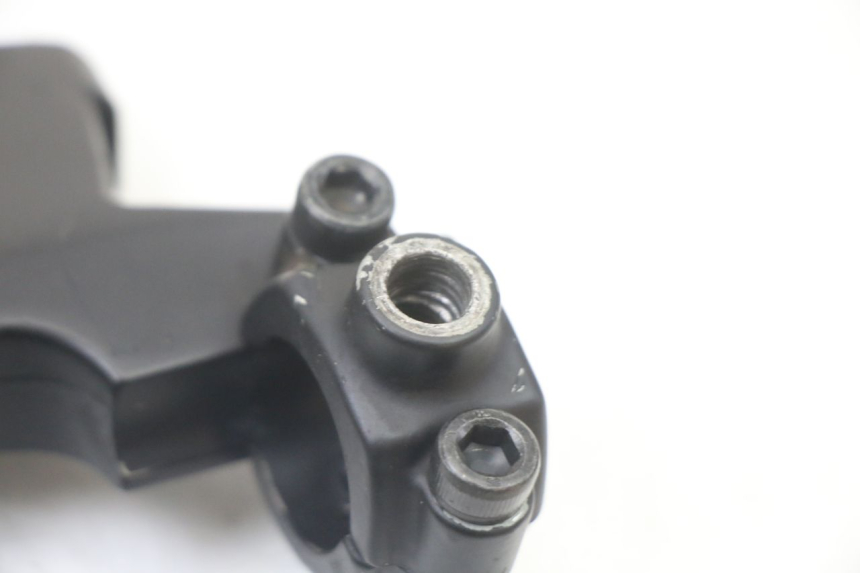 photo de SOPORTE MANETA FRENO IZQUIERDA MBK OVETTO ONE 2T 50 (2013 - 2017) - Primer plano técnico