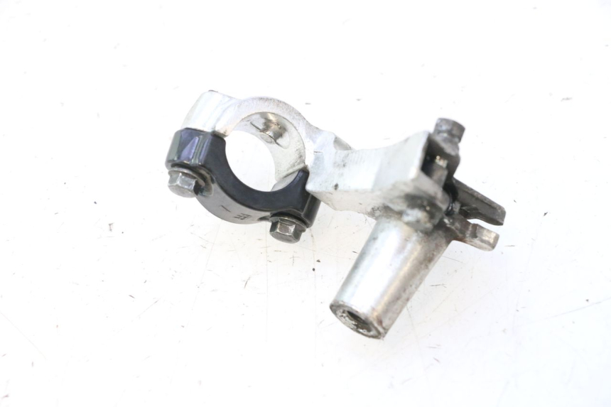 photo de SOPORTE MANETA FRENO IZQUIERDA KYMCO LIKE 4T 50 (2019 - 2025) - Primer plano técnico