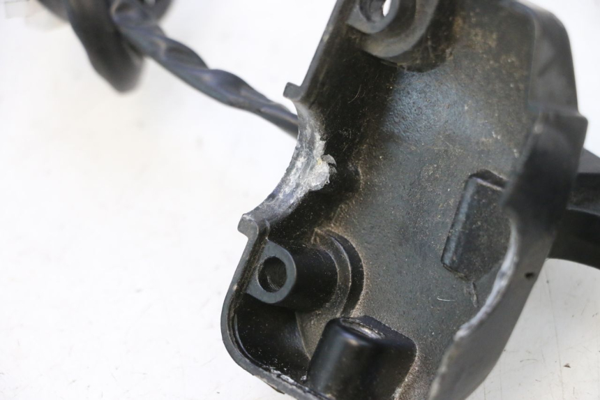 photo de SOPORTE MANETA FRENO IZQUIERDA JM MOTORS OLDIES 4T 50 (2010 - 2020) - Otra perspectiva