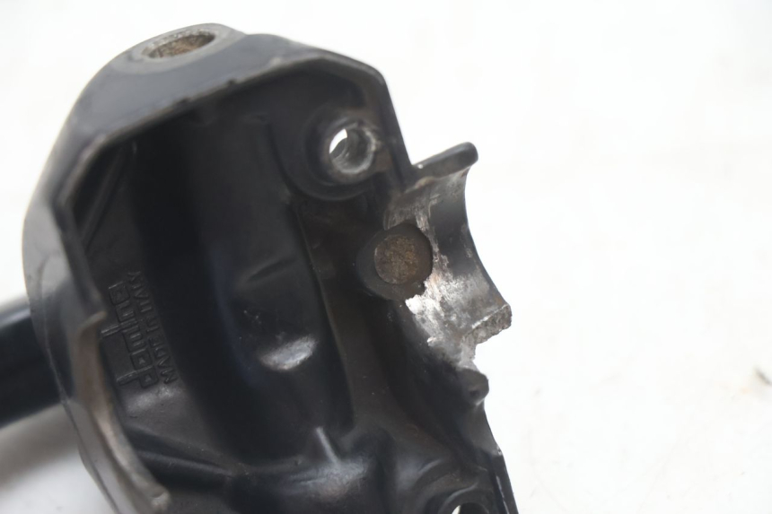 photo de SOPORTE MANETA FRENO IZQUIERDA PEUGEOT TREKKER TKR 50 (2005 - 2014) - Detalles de los puntos de fijación