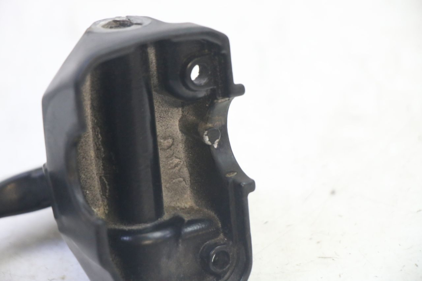 photo de SOPORTE MANETA FRENO IZQUIERDA PEUGEOT VIVACITY NEW 4T 50 (2008 - 2017) - Primer plano técnico