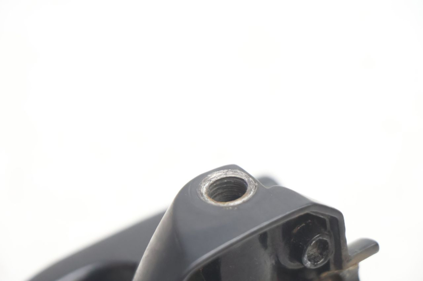photo de SOPORTE MANETA FRENO IZQUIERDA PEUGEOT VIVACITY 50 (2004 - 2009) - Detalles de los puntos de fijación
