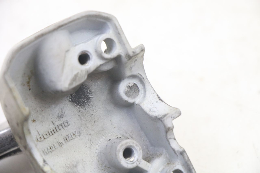 photo de SOPORTE MANETA FRENO IZQUIERDA YAMAHA WHY 50 (1998 - 2000) - Primer plano técnico