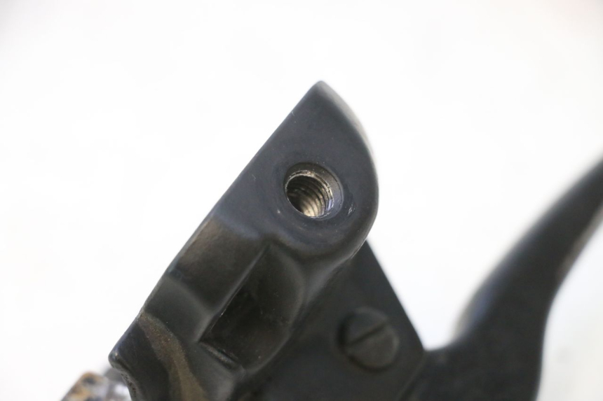 photo de SOPORTE MANETA FRENO IZQUIERDA YAMAHA YP MAJESTY 125 (1998 - 2001) - Vista general del producto