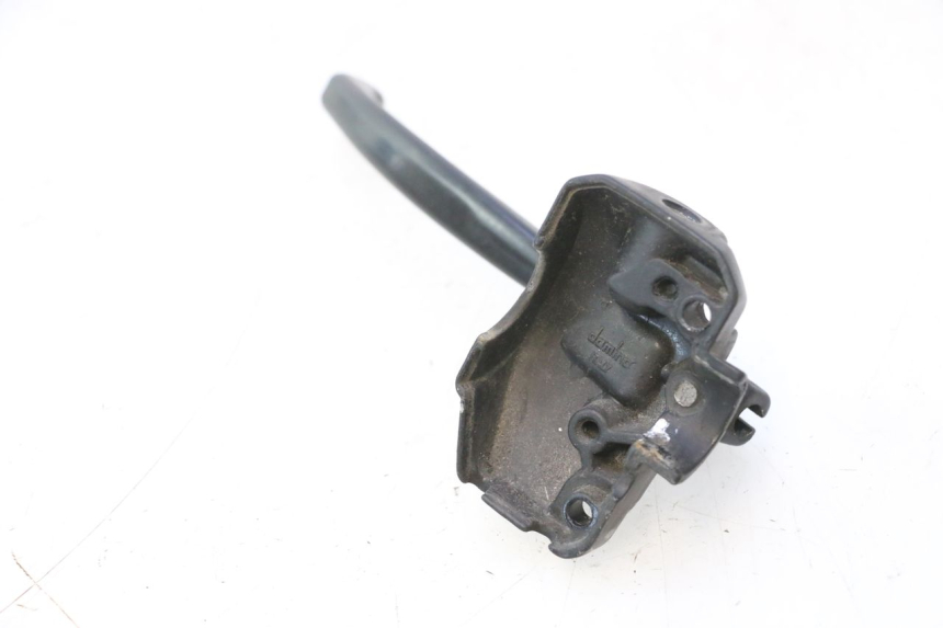 photo de SOPORTE MANETA FRENO IZQUIERDA YAMAHA YP MAJESTY 125 (1998 - 2001) - Detalles de los puntos de fijación