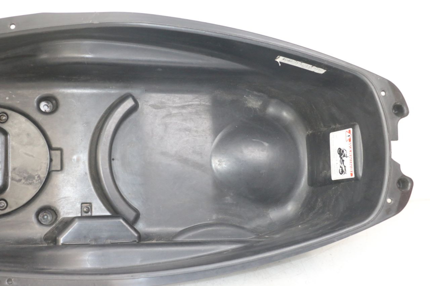 photo de ASIENTO DE ALMACENAMIENTO QUADRO 3D S 350 (2013 - 2018) - Estado de la superficie y material